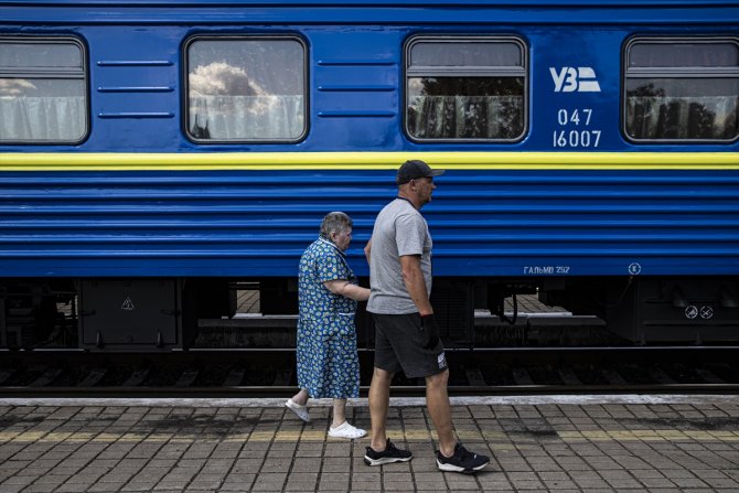 Donetsk bölgesindeki insanların tahliye noktası: Pokrovsk Tren İstasyonu