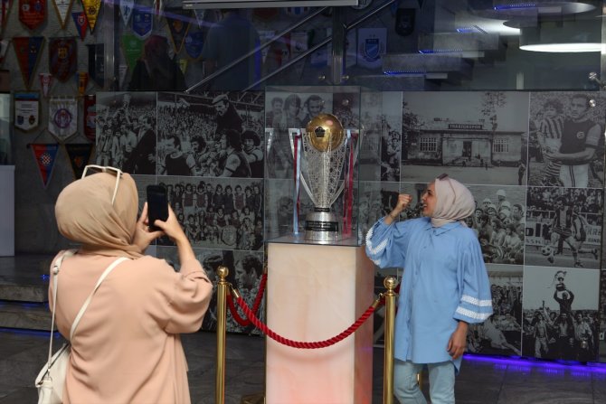 Şampiyonluk kupasına bir ayda 80 bin ziyaretçi