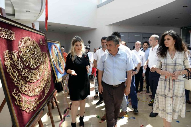 Sabırla örülen tellerden şaheserler çıktı