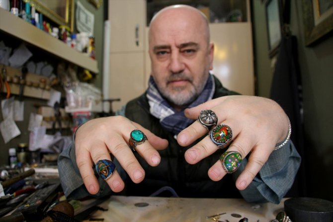 Konyalı kuyumcu çocuk yaşta başladığı zanaatında özgün tasarımcı oldu