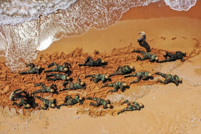 Türk milletinin göğsünü kabartan tim: SAS