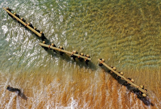Türk milletinin göğsünü kabartan tim: SAS