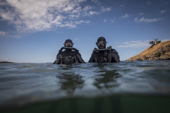 Türk milletinin göğsünü kabartan tim: SAS
