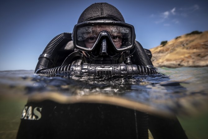 Türk milletinin göğsünü kabartan tim: SAS