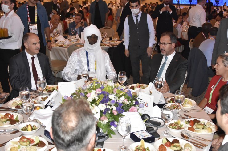 Bakan Kasapoğlu: Spor kucaklama demek