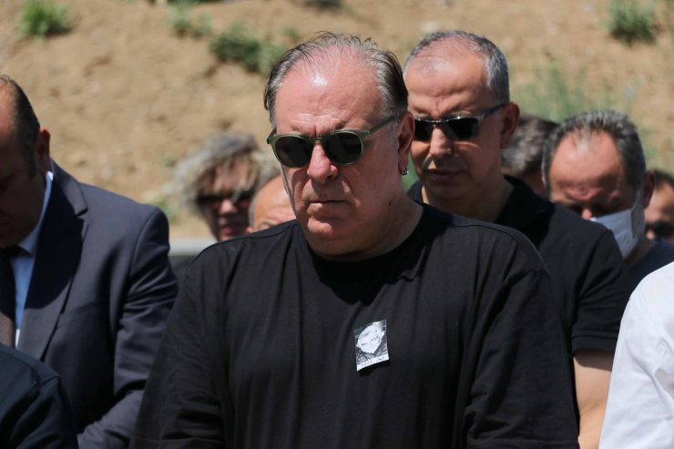 Semih Sergen, son yolculuğuna uğurlandı