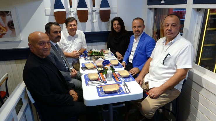 Turan: Çarklar dönüyor, yatırımlar devam ediyor