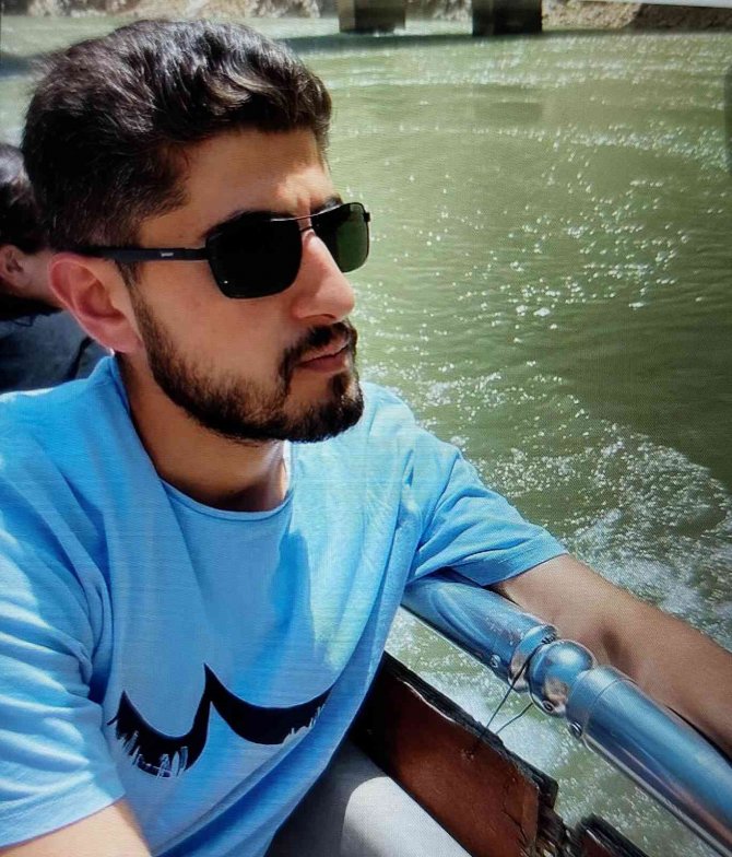 Gölette facia: İmam ve öğretmen boğuldu