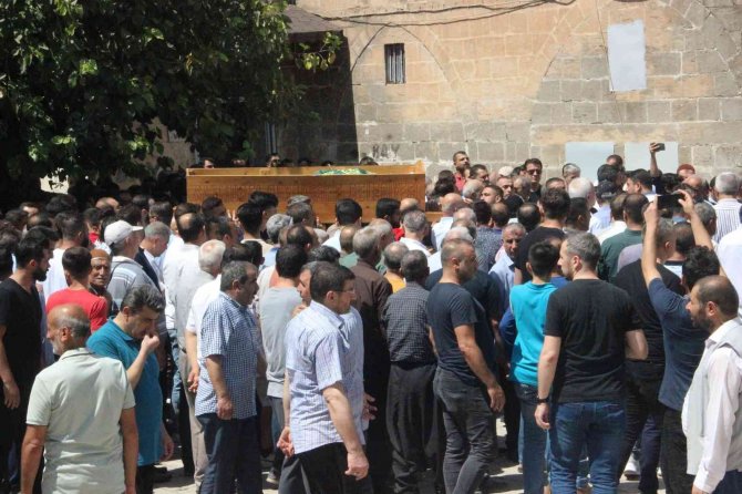 İHA muhabiri Muhammed Abdulkadir Esen son yolculuğuna uğurlandı