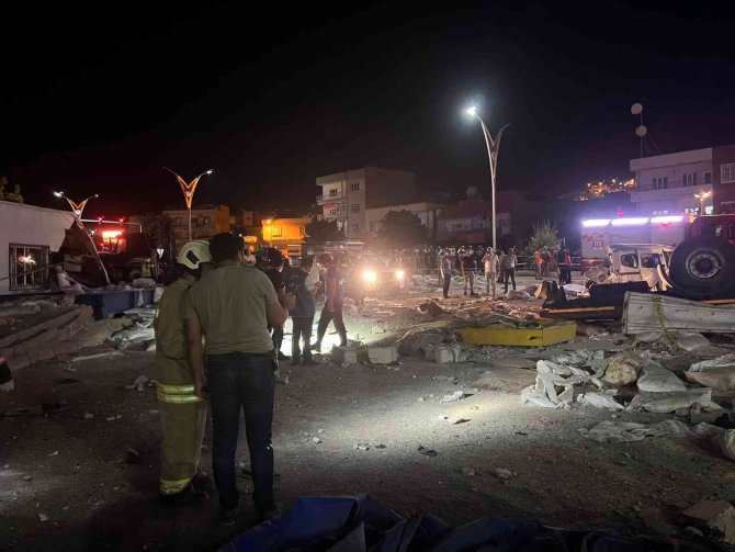 Katliam gibi kazayı görgü tanığı anlattı: “Tır, itfaiye ve ambulansın arasında daldı”