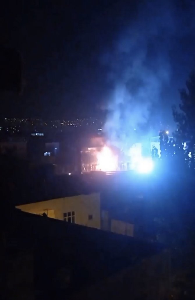 Trafo alev alev yandı