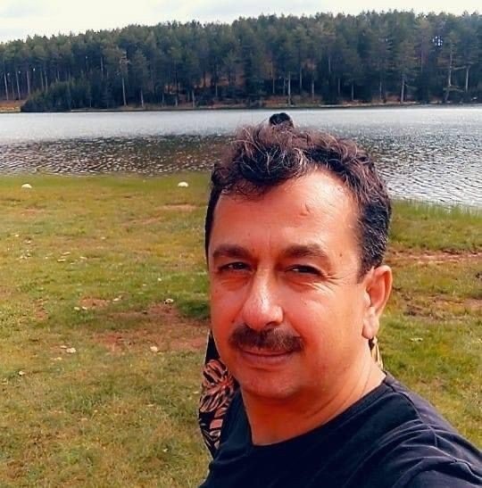 Devrilen motosikletin sürücüsü kaza yerinde yaşamını yitirdi