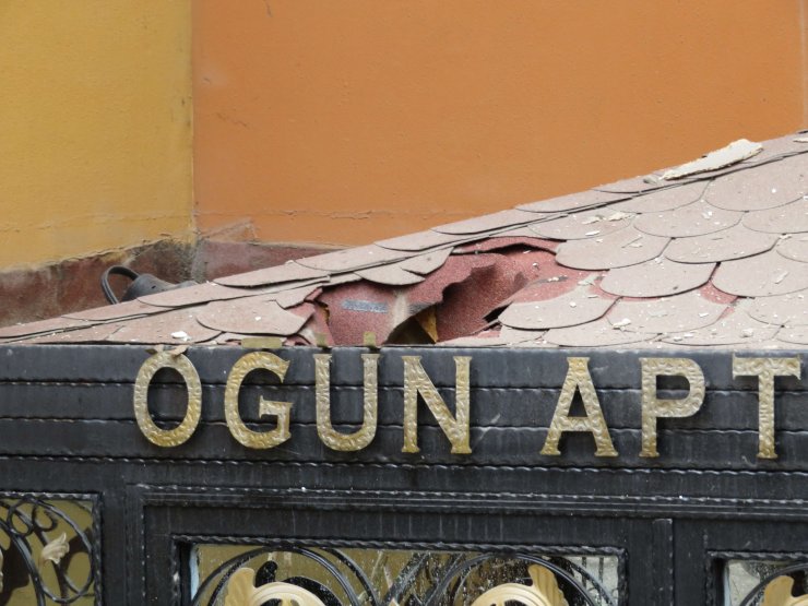 Kuşunu kurtarmak isterken 20 metreden  düştü