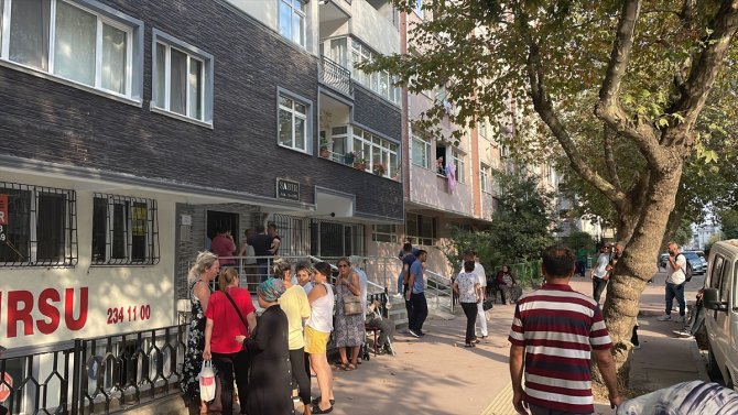 8. kattan apartman boşluğuna düşen şahıs hayatını kaybetti
