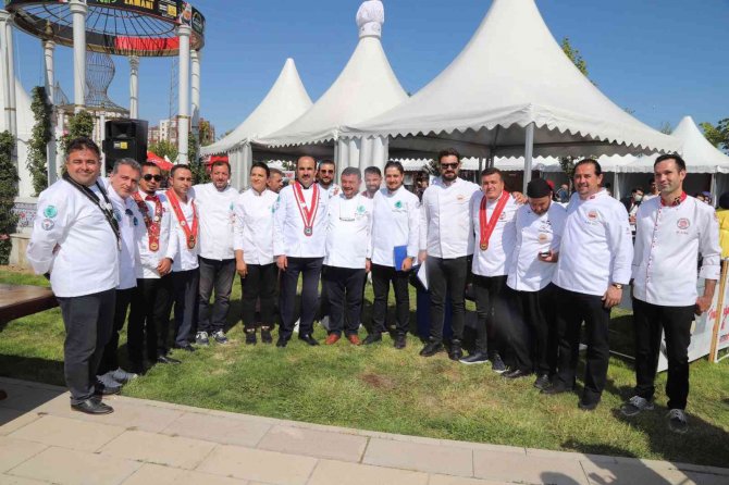 Konya'da düzenlenecek yemek festivali yoğun ilgi görecek! Başkan Altay davet etti