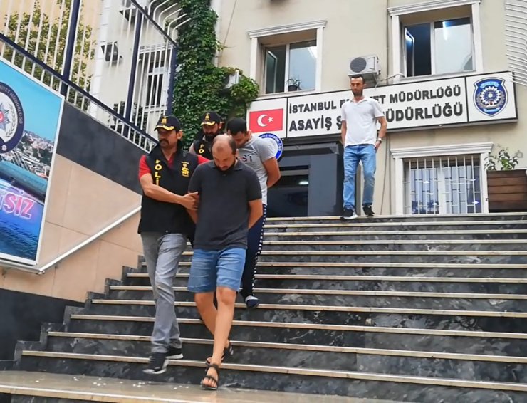 Kopyaladıkları kumandayla kepengi açtılar kasayı boşalttılar