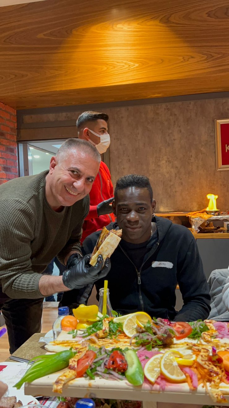 Mario Balotelli'nin Türk futbolu karnesi