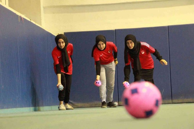 Bingöl’den Bocce Dünya Şampiyonası’na 3 kadın sporcu