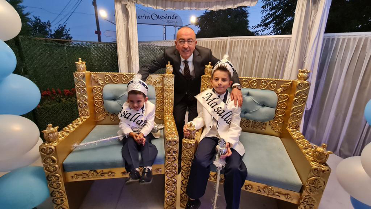 durak-ailesinin-evlatlari-sunnet-oldu-3.jpg