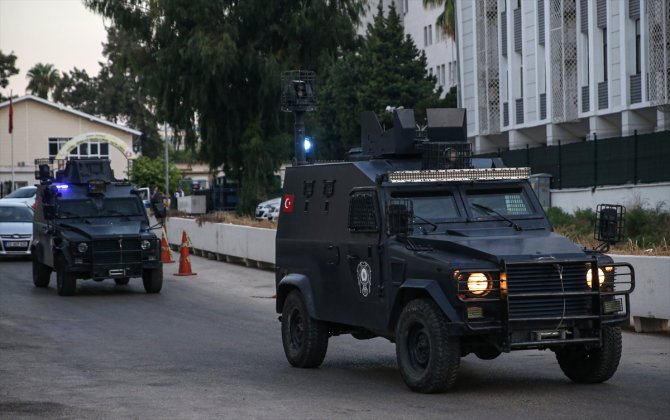 Mersin'de tefecilik operasyonunda 13 zanlı yakalandı