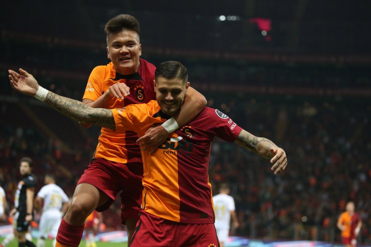Galatasaray evinde kazandı! 3 gol sesi