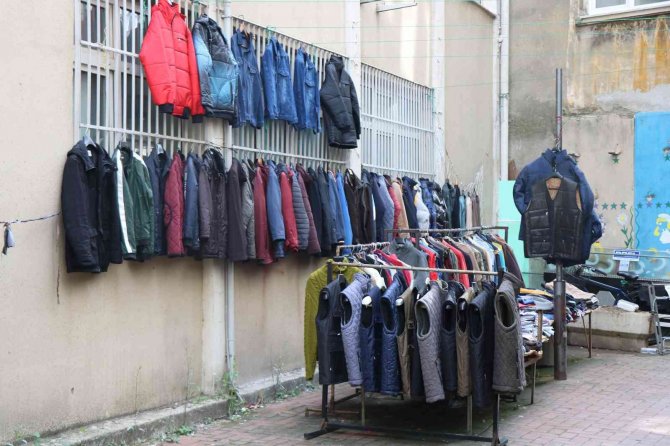 2. el kıyafetlere gençlerin ilgisi yüksek