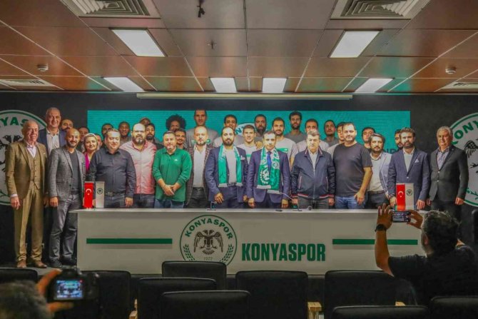 Başkan Özgökçen: “Konyaspor, en üst kulvarlarda mücadele etmeye devam edecek”