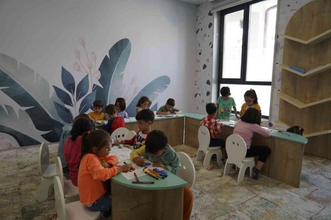 Hatice Hatun Külliyesi Çocuk Mektebi çocukları geleceğe hazırlıyor
