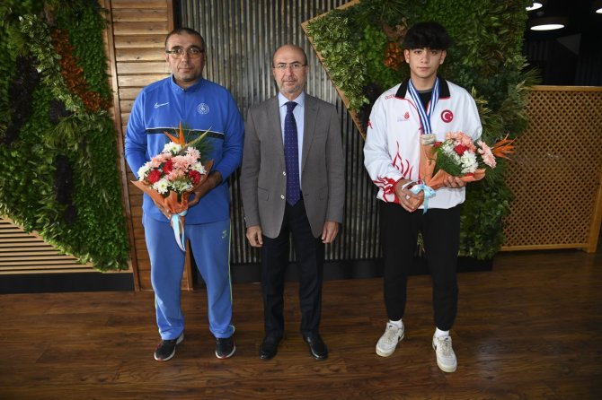 Başkan Pekyatırmacı Milli Sporcu ve aileleri ile buluştu