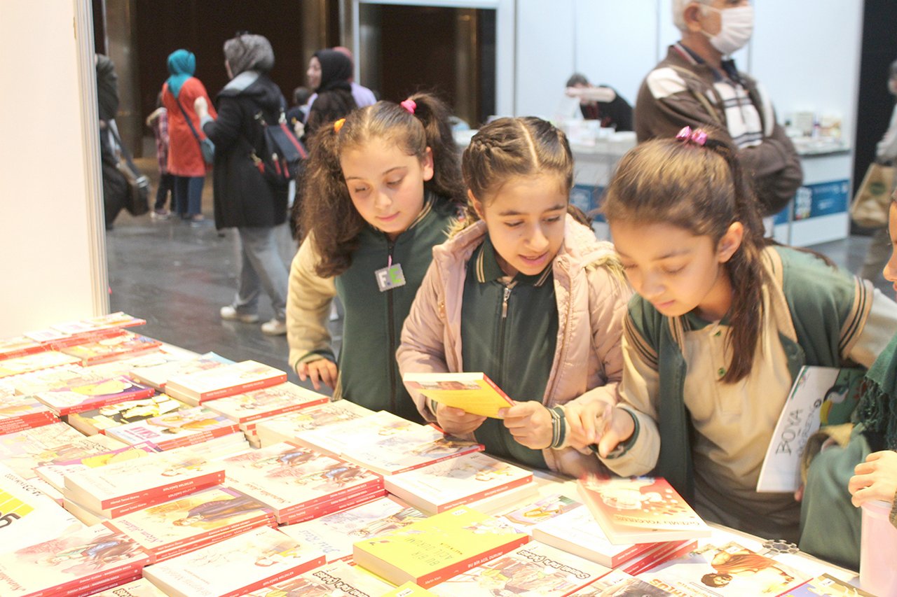 konya-kitap-gunleri-11.jpg