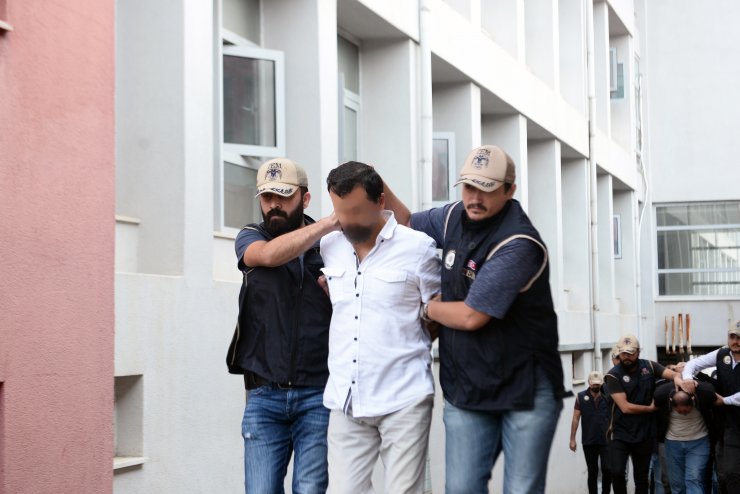 Adana'daki Gazi Turgut Aslan Operasyonu'nda 35 şüpheliden 9'u tutuklandı