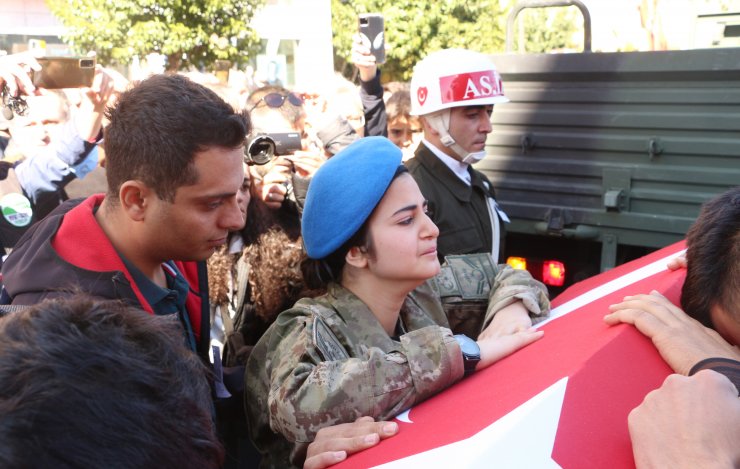 Şehit uzman çavuş Cemil Yavaş, son yolculuğuna uğurlandı