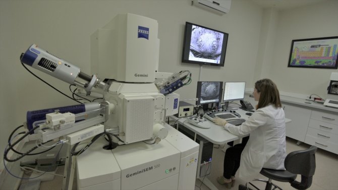 Konya'daki üniversitenin yeni laboratuvarında çok önemli çalışma...Bilim dünyasına önemli katkılar sağlayacak