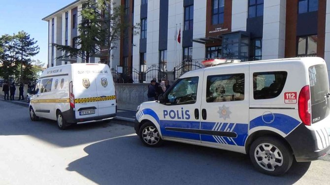 Karaman’da hemşire kuzenini silahla vuran şahıs, intihara kalkıştı