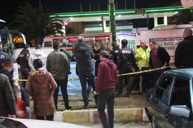 Motosiklet ile yolcu otobüsü çarpıştı: 1 ölü