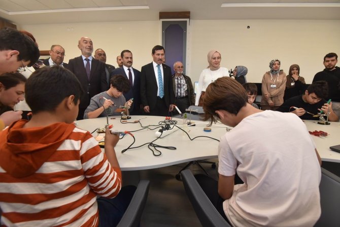 Karatay’da yatırım değeri 21 milyon TL olan sosyal tesis açıldı