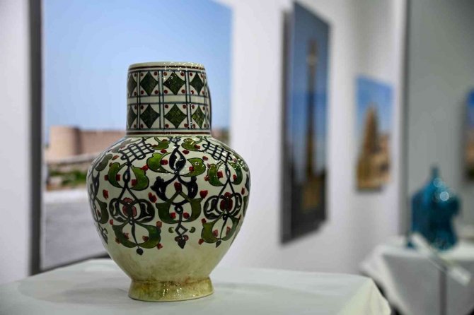 Büyük Selçuklu Sergisi Özbekistan’da açıldı