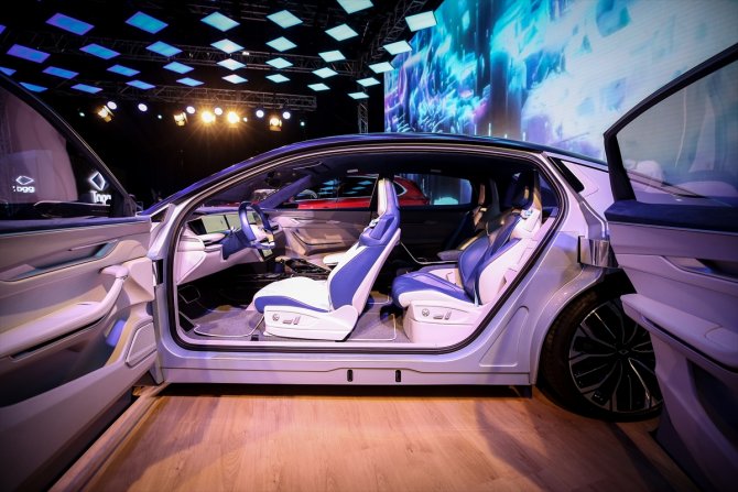 "Devrim" ile Togg yan yana