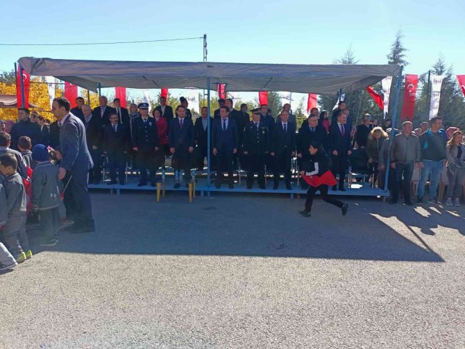 Konya'da 99 yaşındaki nine kutlamalara damga vurdu