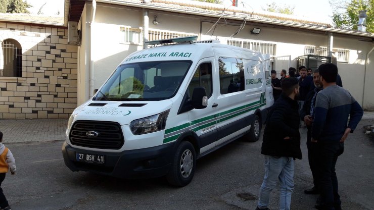 Sedyeden düşüp beyin kanaması geçiren diyaliz hastası hayata tutunamadı