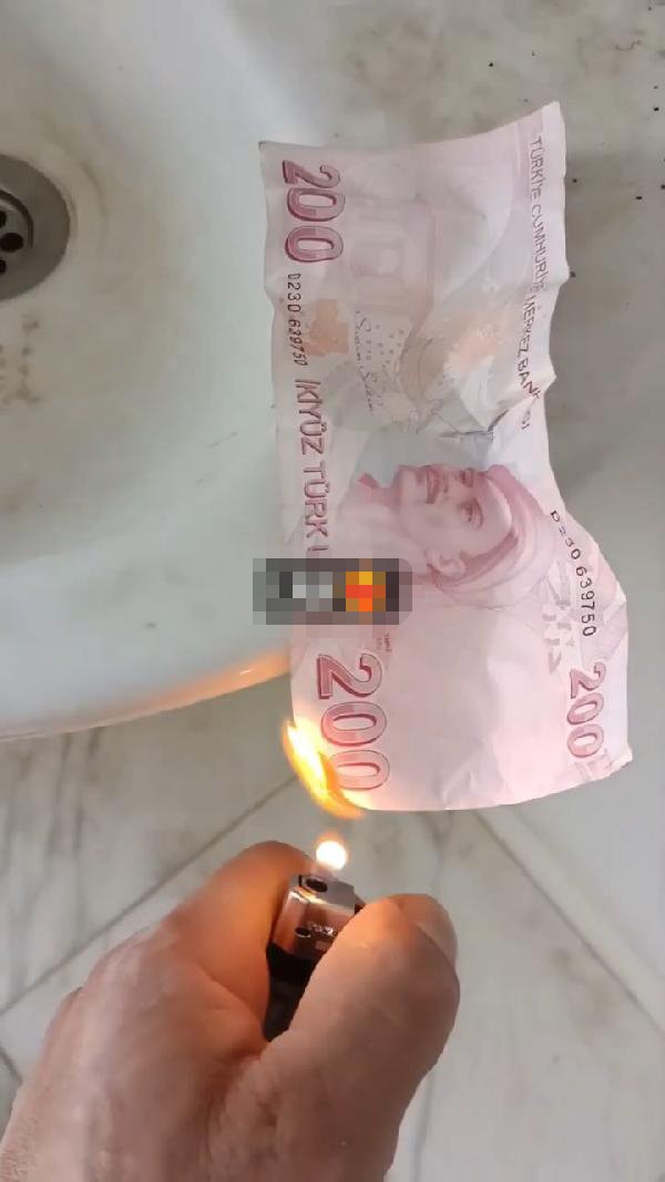 Sosyal medyada para yaktı, uyuşturucu fotoğrafları paylaştı; tutuklandı