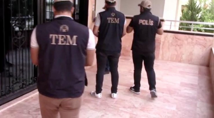 Gaziantep'te FETÖ'ye operasyonda 5 gözaltı