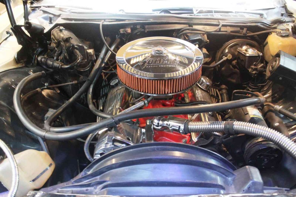 Konya'da klasik otomobiller göz kamaştırıyor