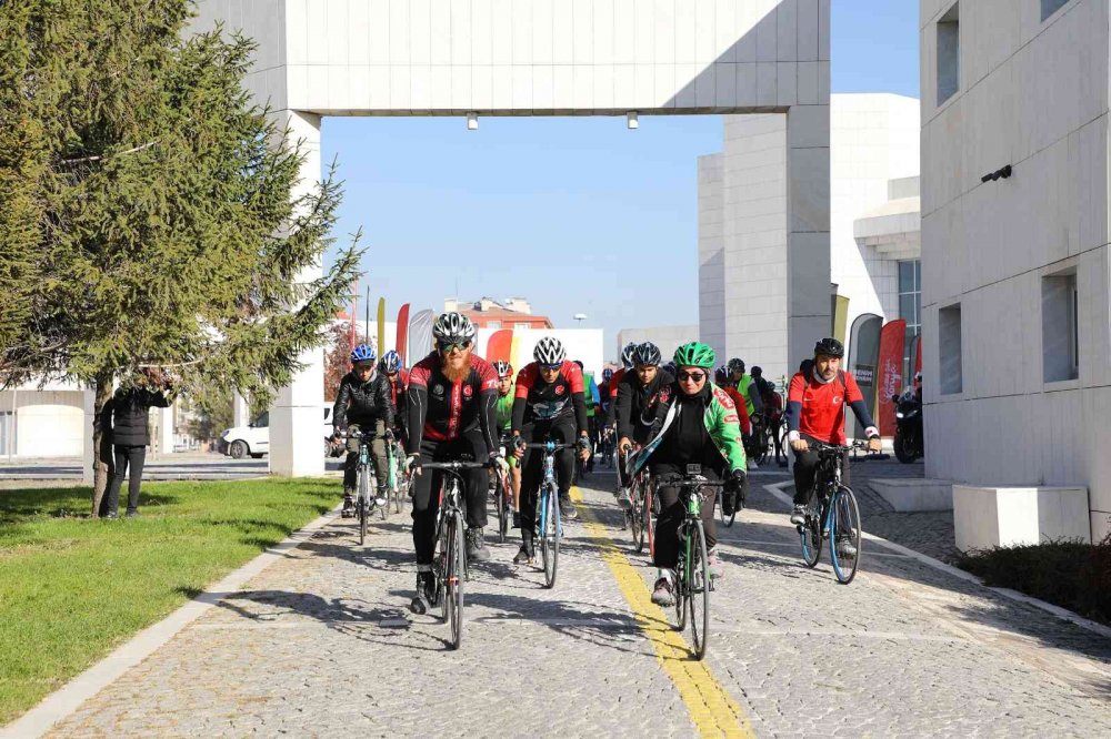 Türkiye'nin en uzun bisiklet yolu ağına sahip Konya'da anlamlı etkinlik