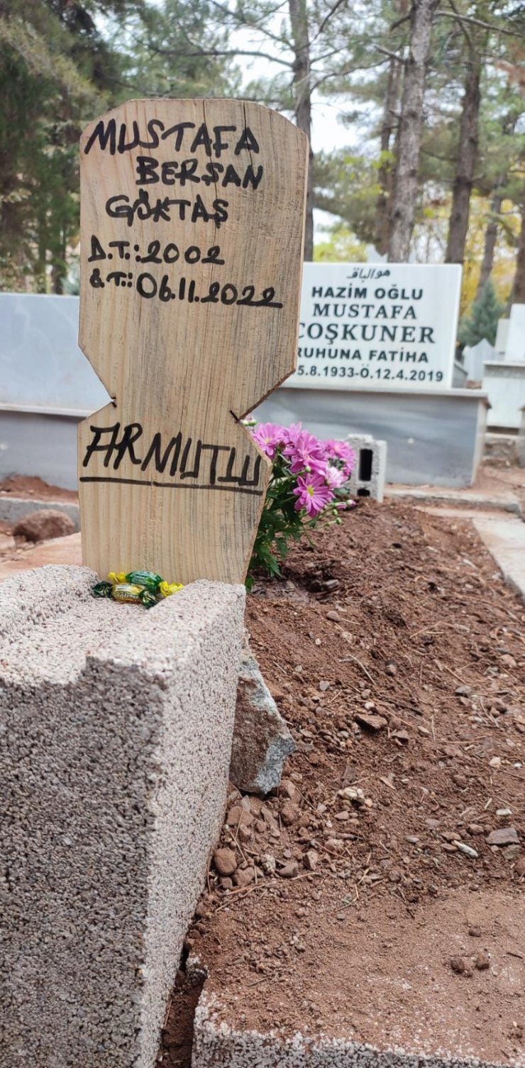 20 yaşındaki Mustafa hastanede iken gelen celp kağıdını göremeden öldü