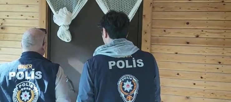 79 milyon TL'lik vurgun yapan sosyal medya dolandırıcılarına 11 ilde operasyon