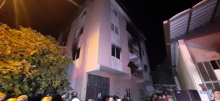 Bursa'da Suriye uyruklu ailenin evinde yangın: 8'i çocuk 9 ölü (2)- Yeniden