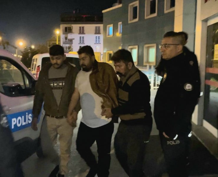 Bursa'da Suriye uyruklu ailenin evinde yangın: 8'i çocuk 9 ölü (2)- Yeniden