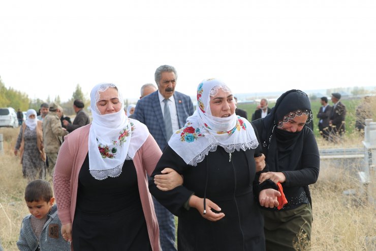 Kuduzdan hayatını kaybeden Mustafa Erçetin toprağa verildi