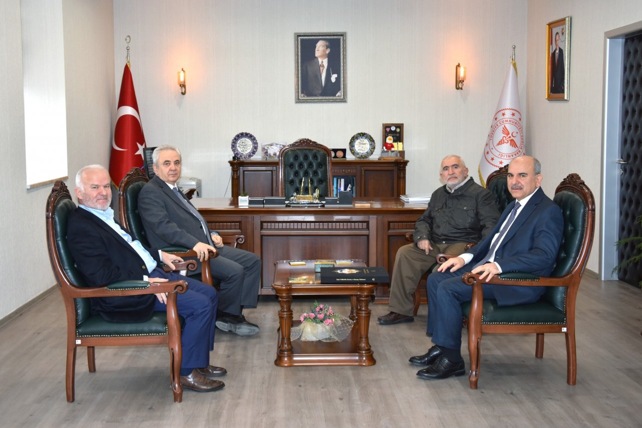 rektor-ortacdan-mudur-koca-1.jpg